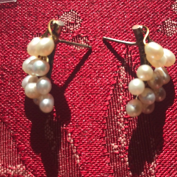 One of a kind pearl earrings🌺